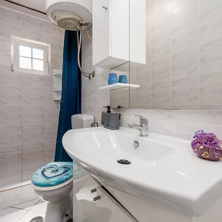 By The Sea - 25042 Apartman *